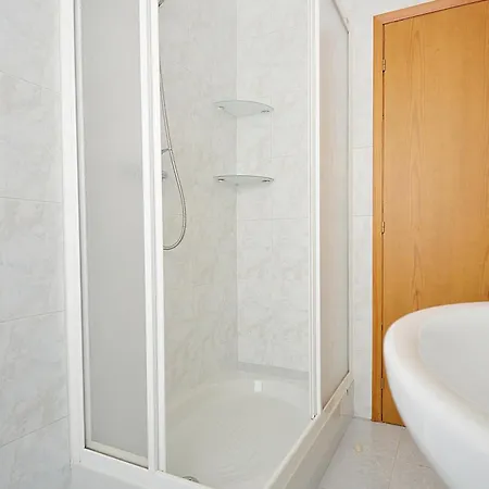 Con Vistas Al Mar En *